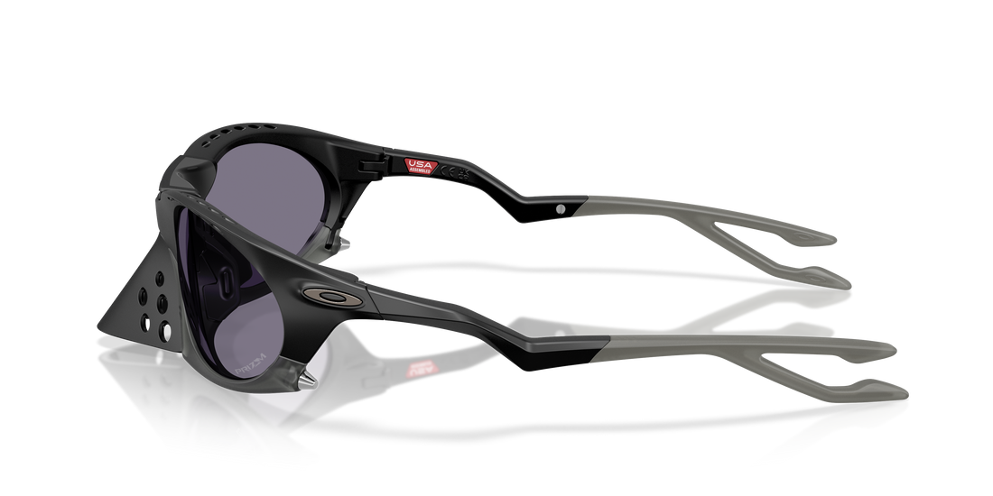 Óculos de sol oakley oo9437 plantaris 943701 negro oval masculino tamanho 63mm - Vista de detalhe