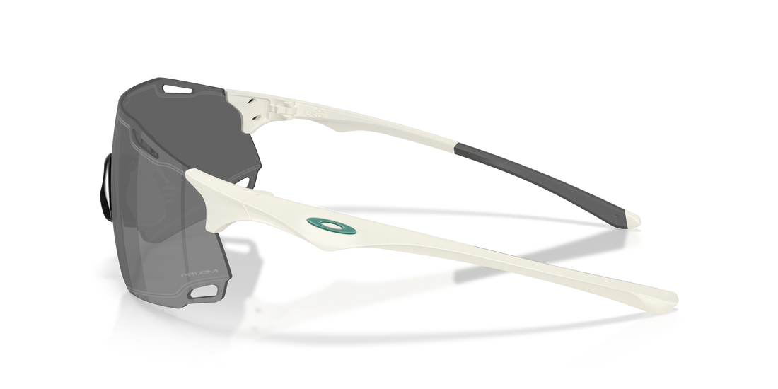 Óculos de sol oakley oo9513d cybr dyno 951305 blanco rectangular unisex tamanho 39mm - Vista de detalhe