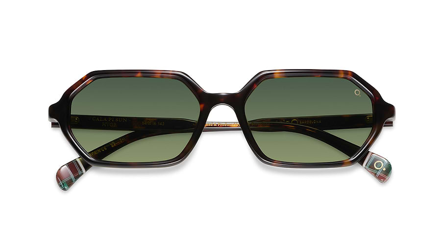 ETNIA BARCELONA CALA PI SUN HVGR 54