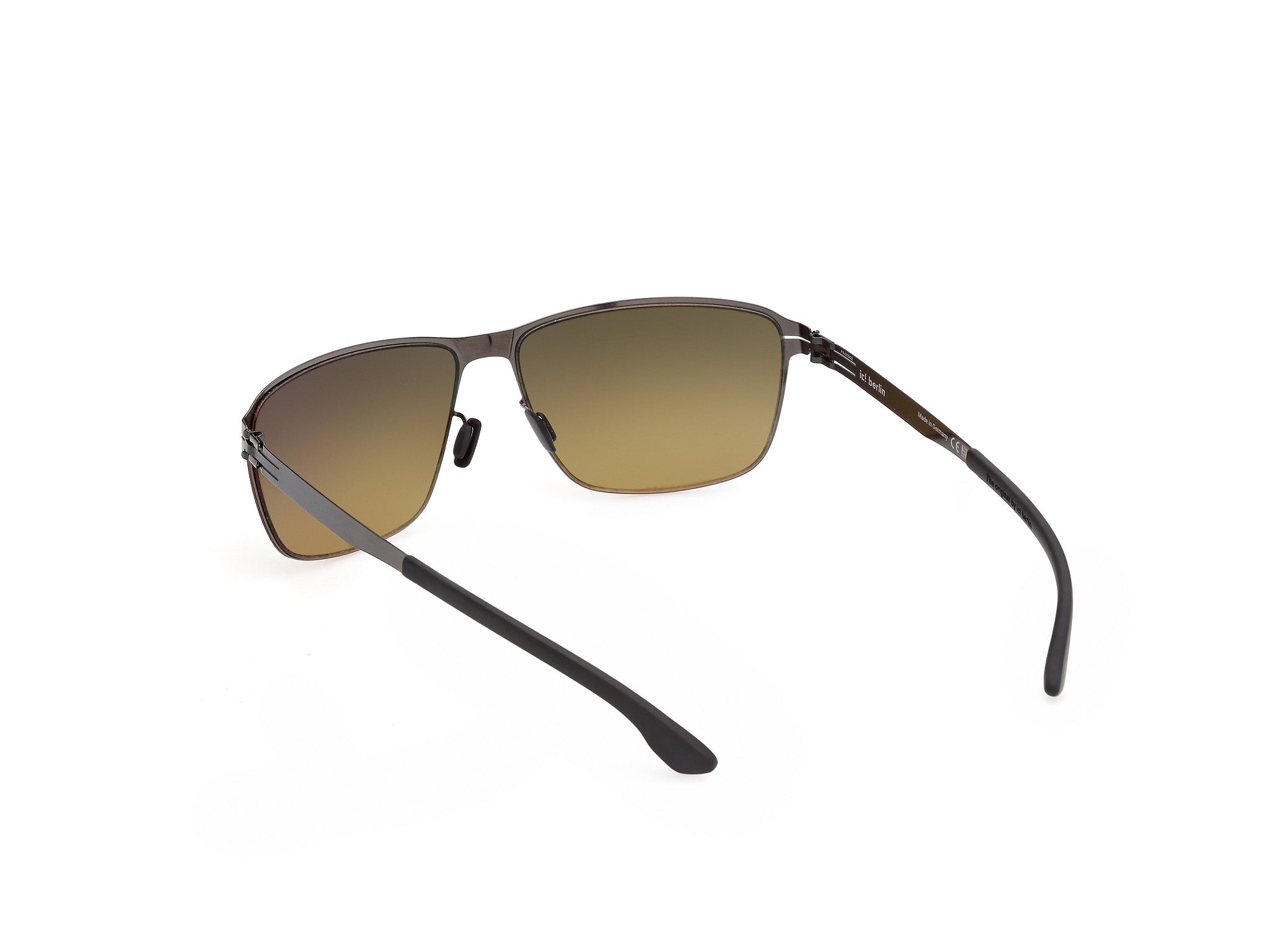 IC! BERLIN IC0213 08R 61