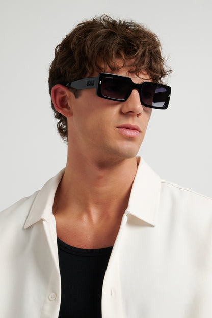 DSQUARED2 ICON 0029/S 807 9O 55