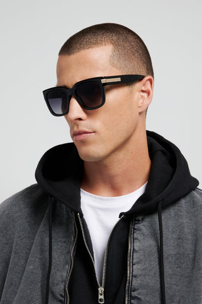 DSQUARED2 D2 0219/S 807 9O 52