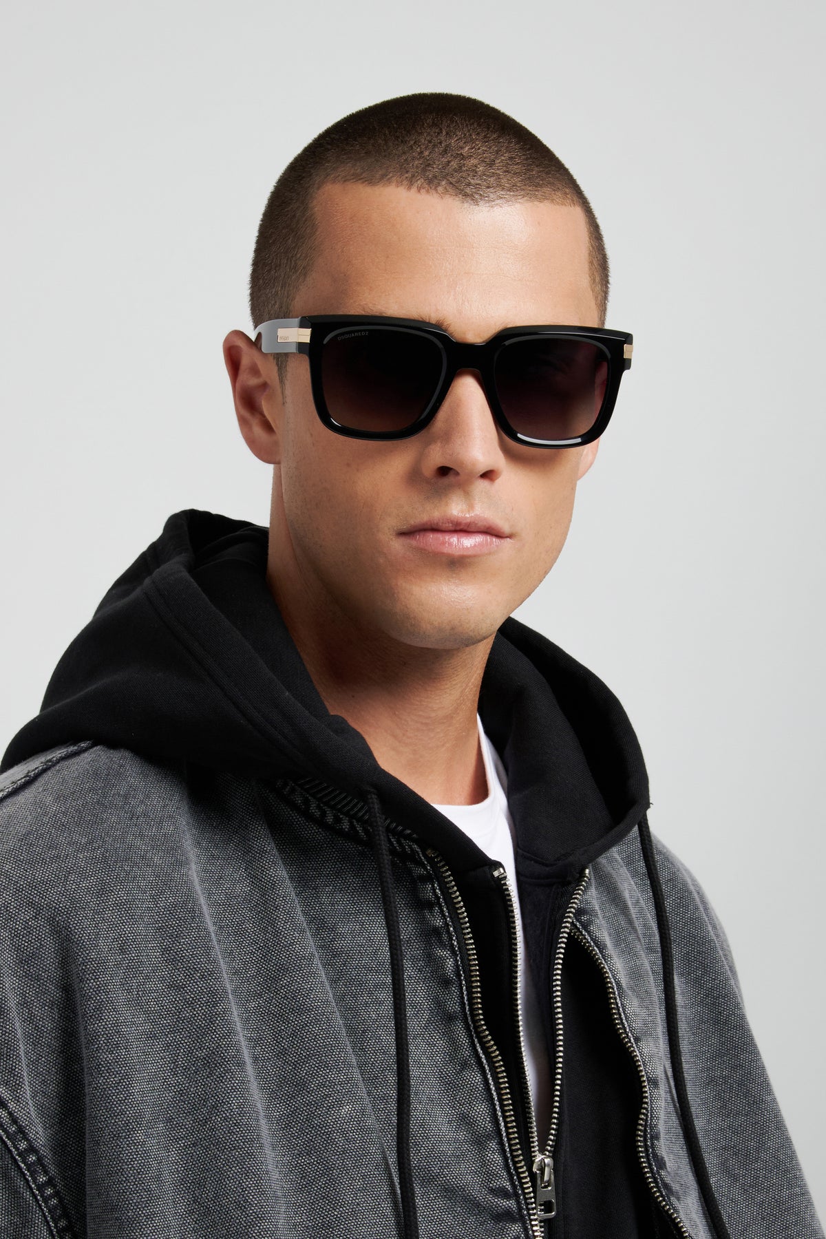 DSQUARED2 D2 0219/S 807 9O 52