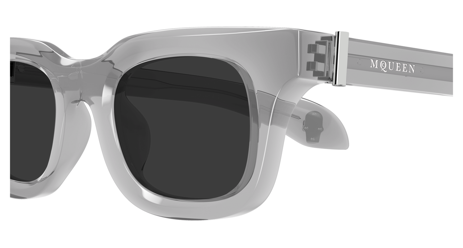 ALEXANDER MCQUEEN AM0547S 003 46