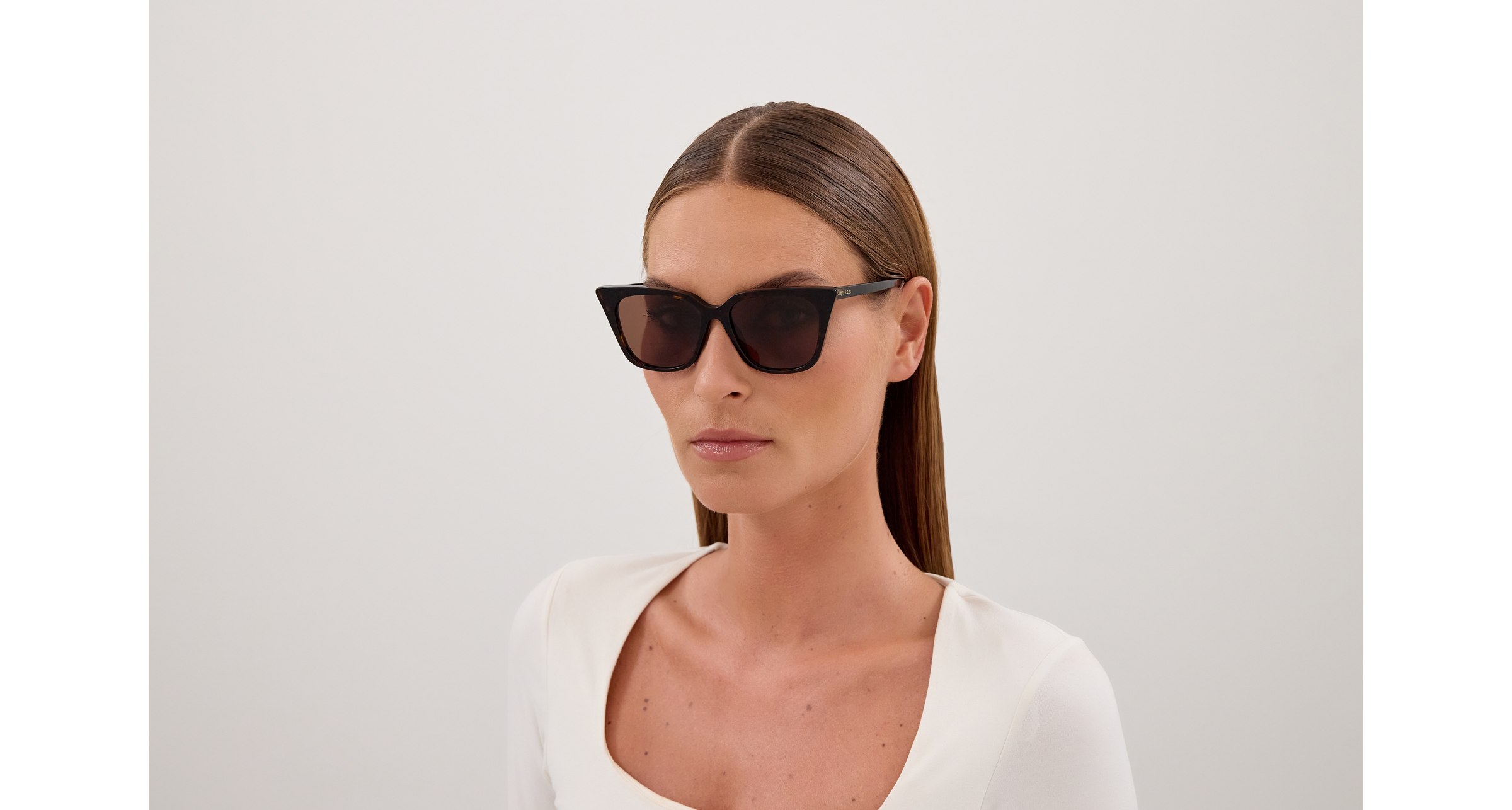 ALEXANDER MCQUEEN AM0556S 002 53